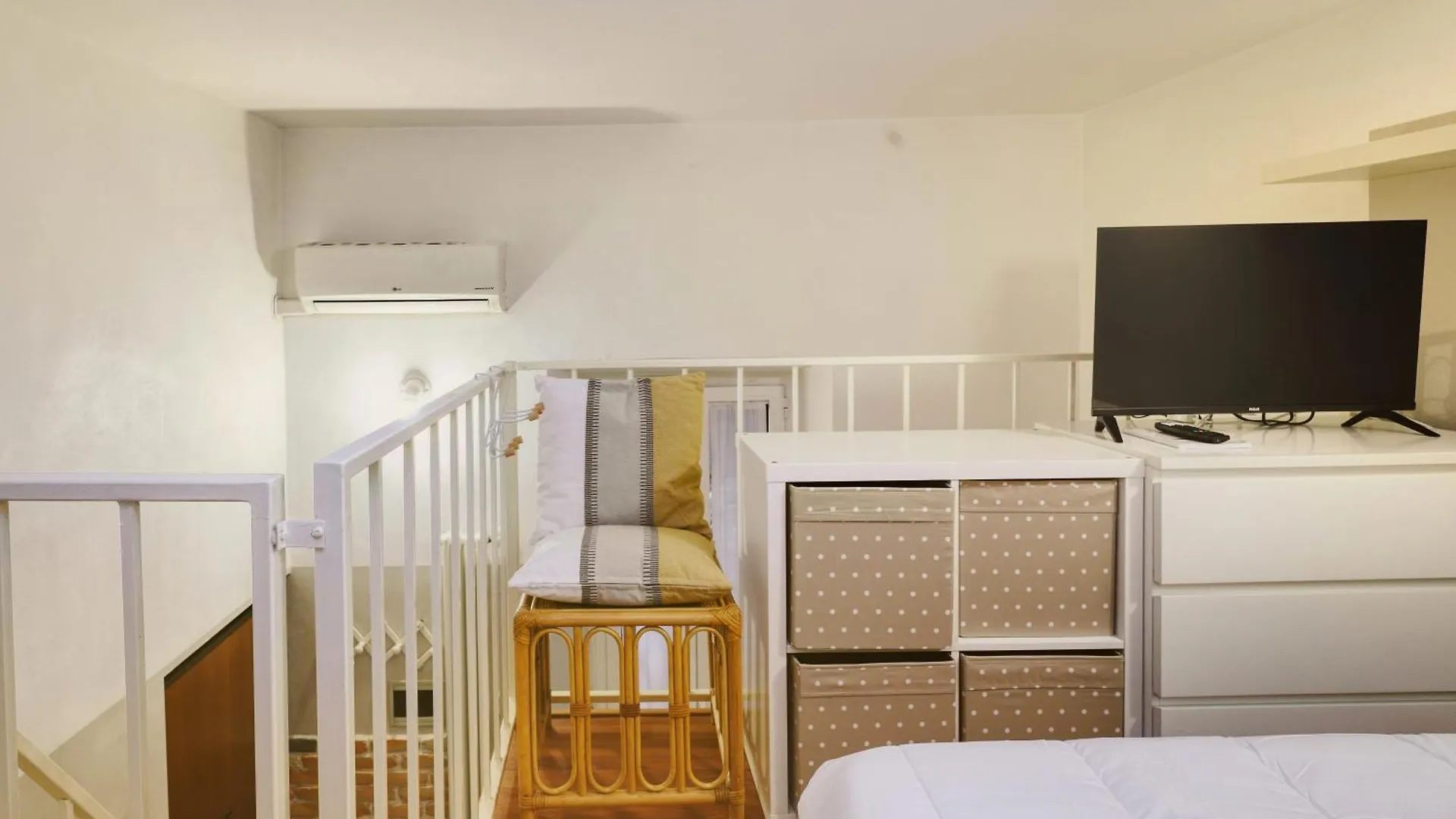 Via Watt Apartment Milan