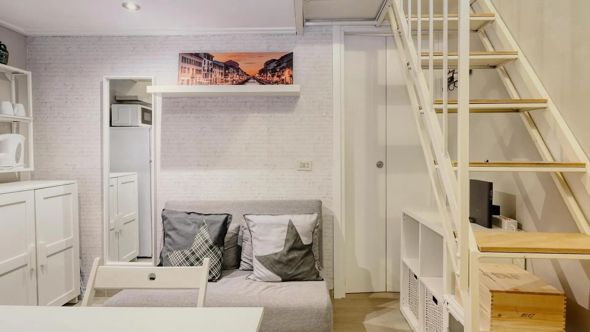 Via Watt Apartment Milan